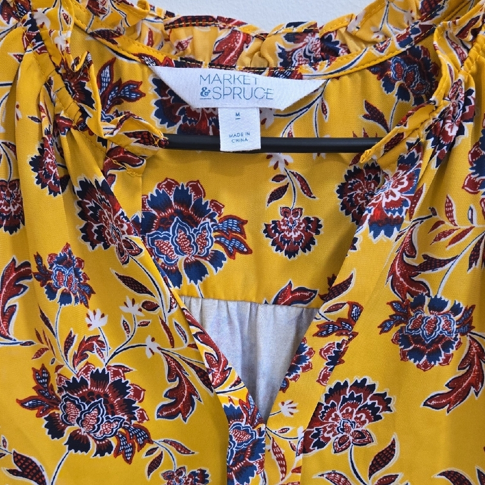 Market & Spruce Mustard Floral Blouse - Picture 5 of 13